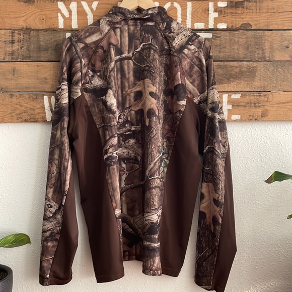 Mossy Oak Camouflage 1/4 Zip Performance Pullover - Picture 6 of 8